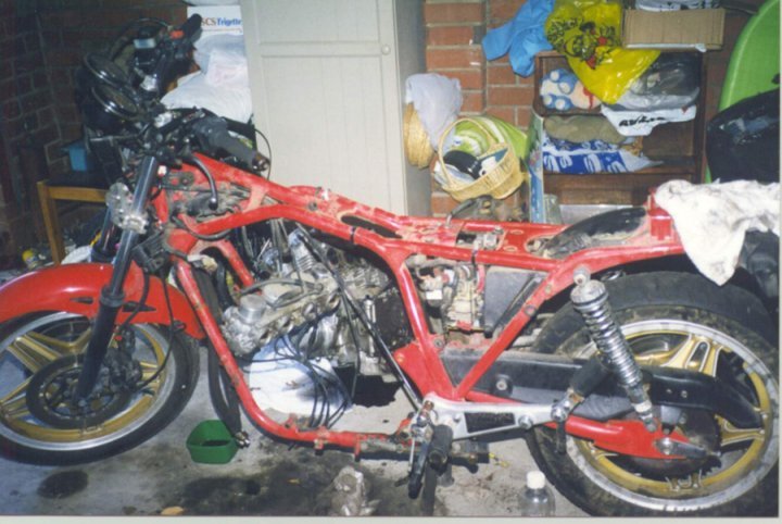 Rod McLaren's Honda CB900F2