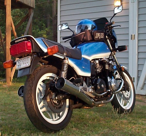 Mike Antoniades' Honda CB900F2