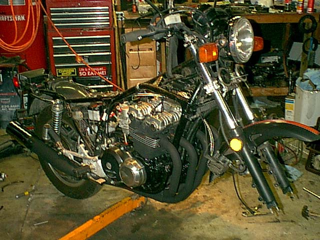 Jon Gracey's Honda CB900F