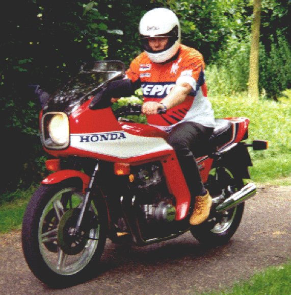 Rob Kruijswijk's 1981 CB900F Photo #1