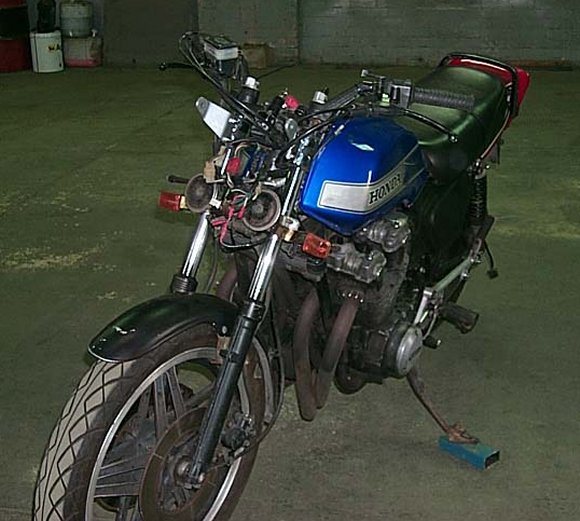 Fernando Ribeiro's 1980 Honda CB900F Photo #3